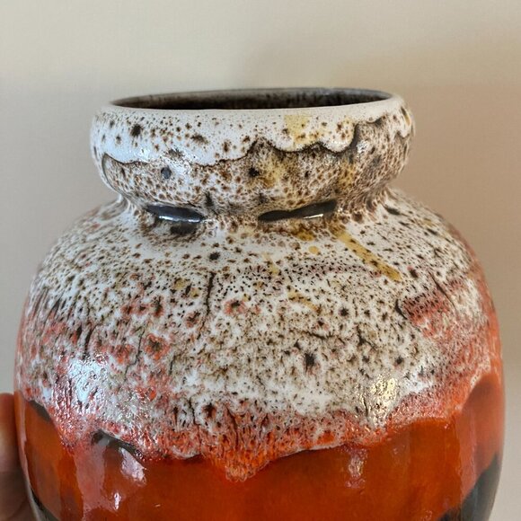 Vintage Blue Mountain Pottery APOLLO Lava Round Vase - Picture 5 of 6